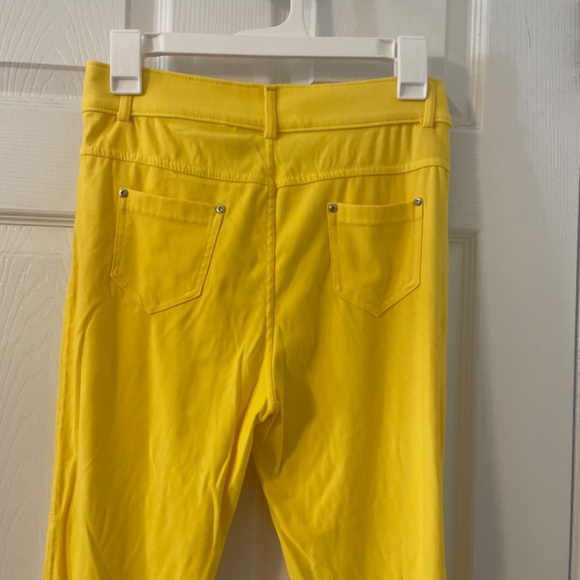 Yellow Stretch Skinny Pants - Picture 2 of 2